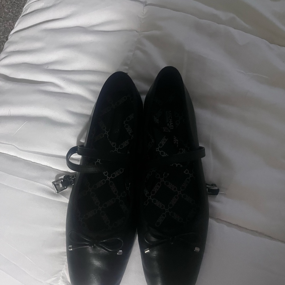 Michael Kors "Collette" Black Ballet Style Flats with Bow Detail